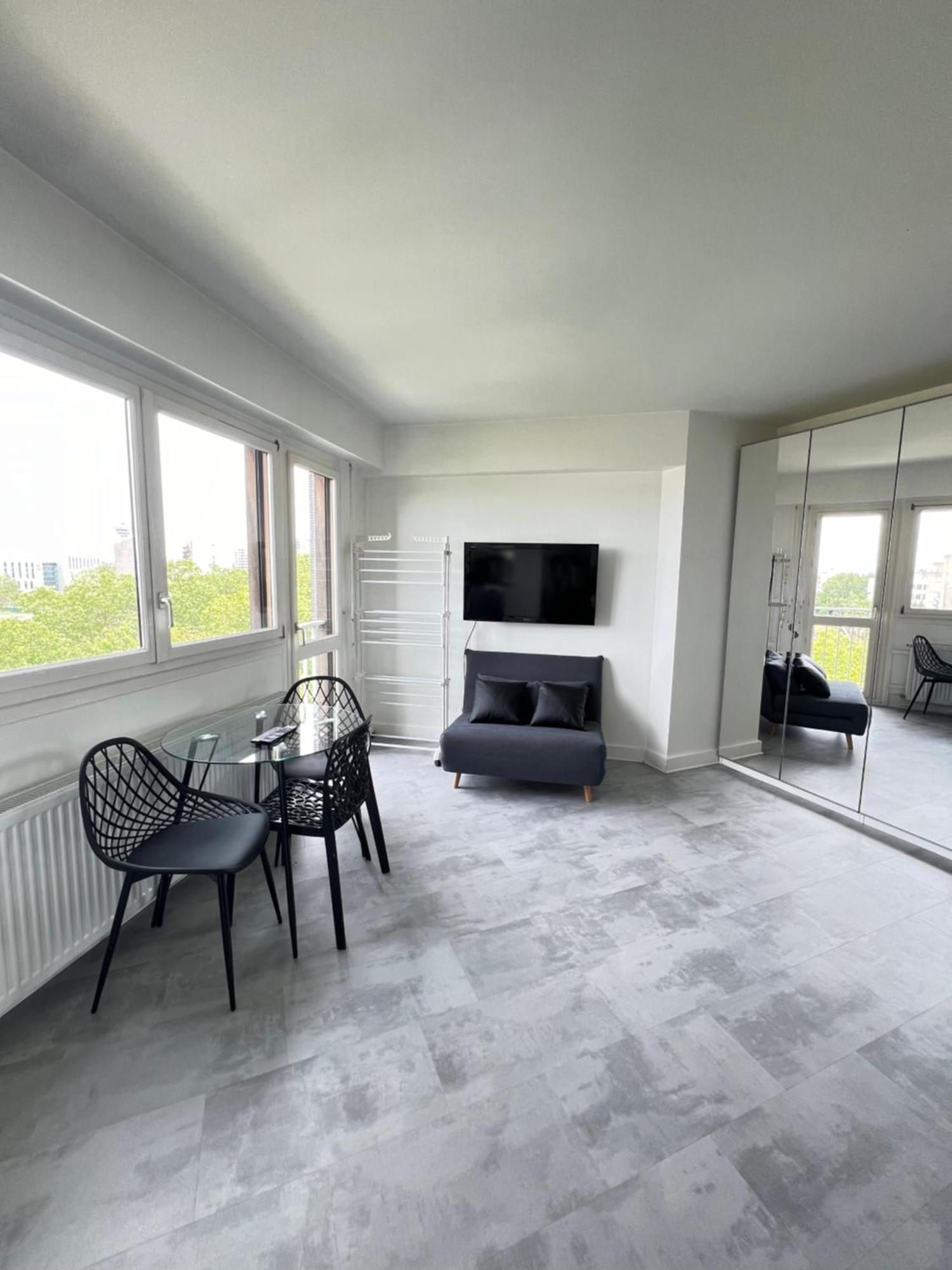 Apartment Home In Paris With View, 15Min Direct To Center מראה חיצוני תמונה